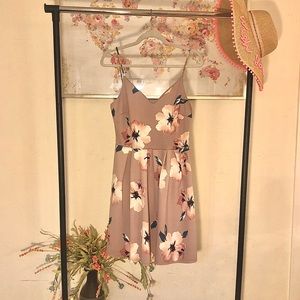 Floral Print Pleated Mini Dress